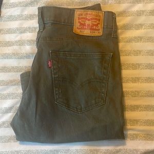Gray Levi’s mens